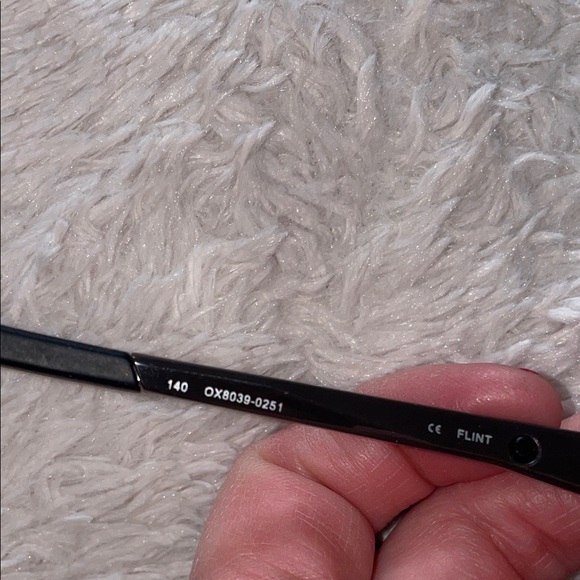 Oakley chamfer Eyeglass Frames - Picture 4 of 4